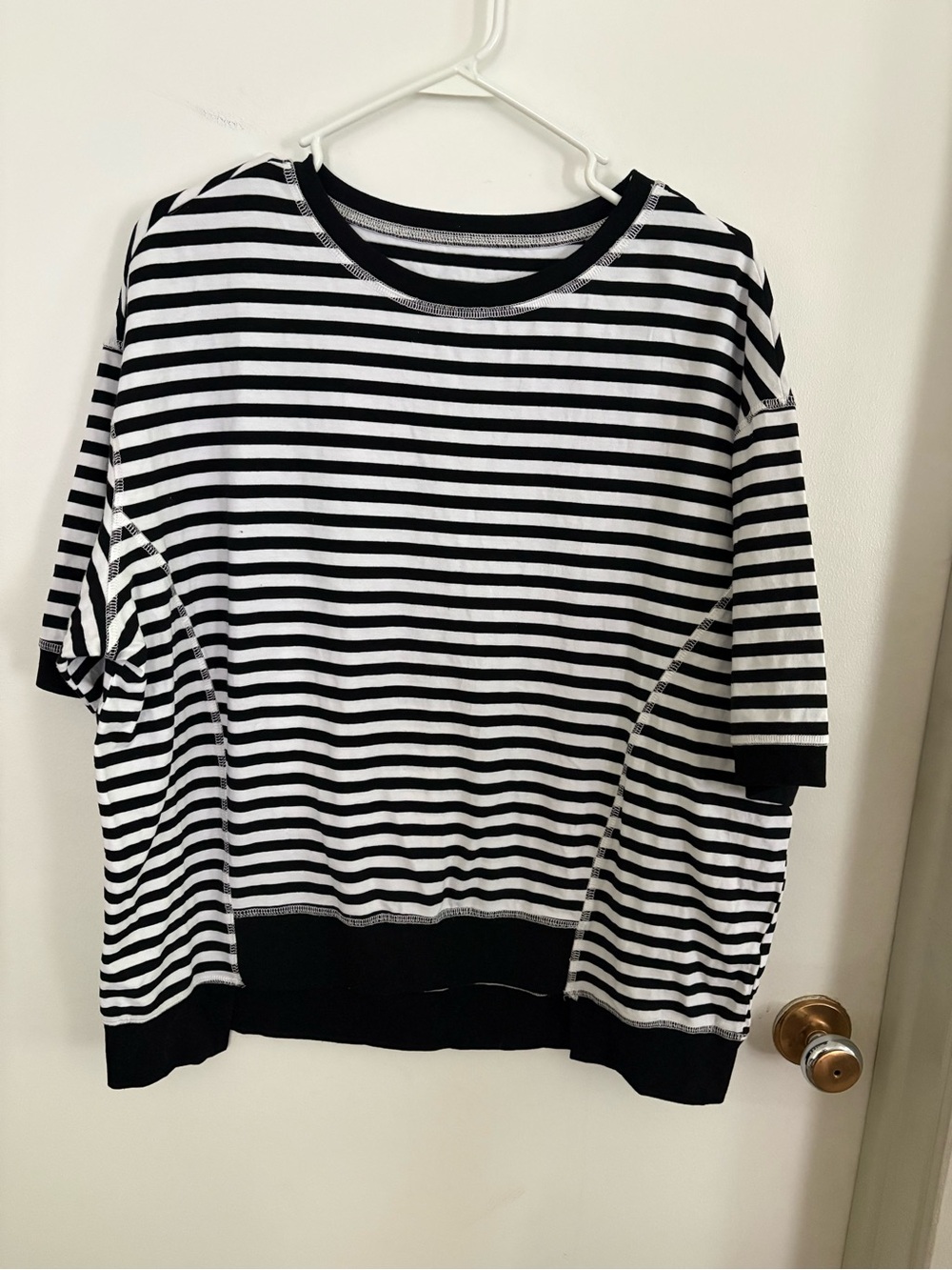Black & White Striped Short Sleeve Top